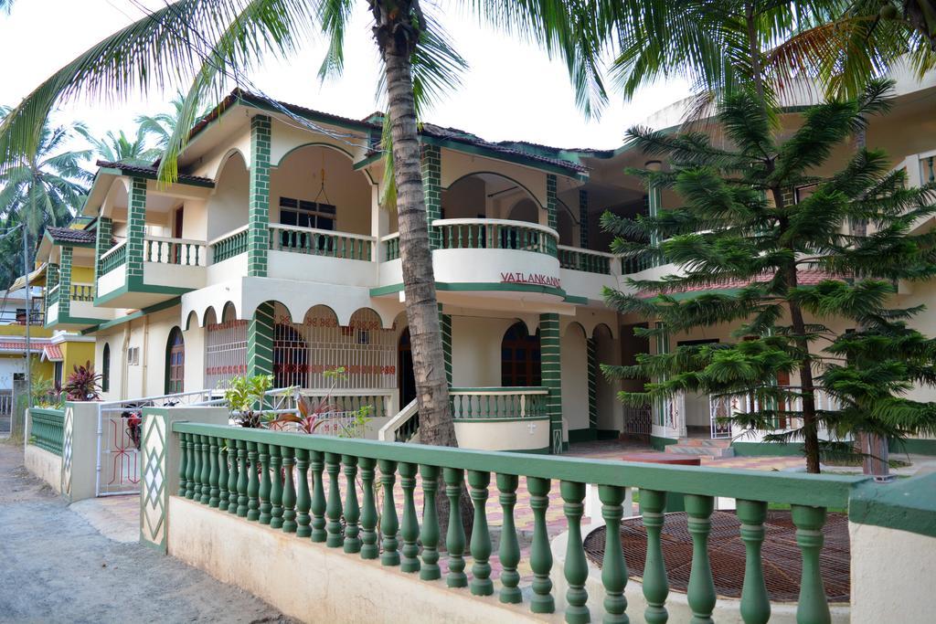 Vailankanni Guesthouse Morjim Buitenkant foto